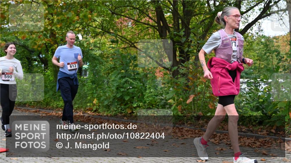 11.10.2026 - Bramfelder Halbmarathon 2026 J. Mangold http://msf.ph/oto/10822404 11.10.2026 10:15:36 Laufen 53, 354, 590, 613, 778 meine-sportfotos.de