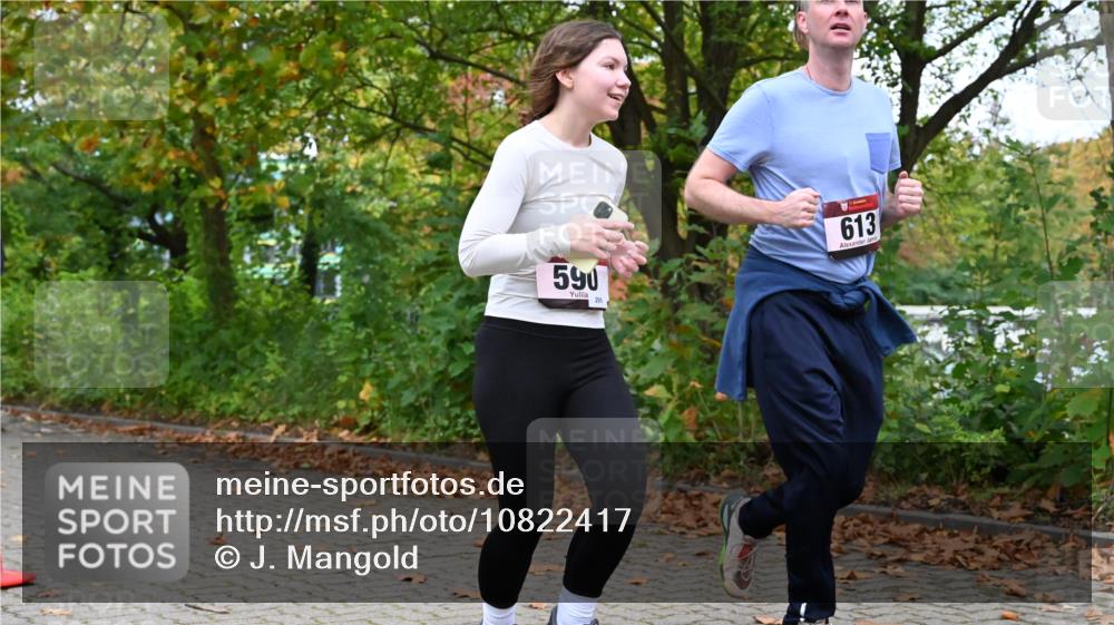 11.10.2026 - Bramfelder Halbmarathon 2026 J. Mangold http://msf.ph/oto/10822417 11.10.2026 10:15:37 Laufen 53, 354, 590, 613, 778 meine-sportfotos.de