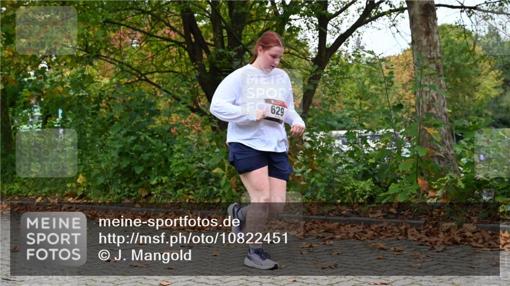 11.10.2026 - Bramfelder Halbmarathon 2026 J. Mangold http://msf.ph/oto/10822451 11.10.2026 10:16:50 Laufen 629 meine-sportfotos.de