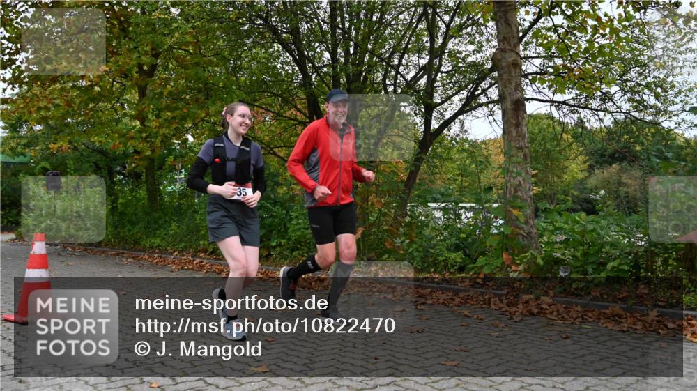 11.10.2026 - Bramfelder Halbmarathon 2026 J. Mangold http://msf.ph/oto/10822470 11.10.2026 10:17:08 Laufen 352, 535, 799 meine-sportfotos.de