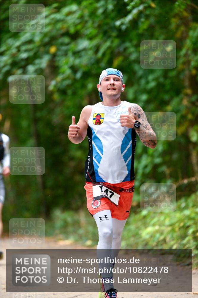 11.10.2026 - Bramfelder Halbmarathon 2026 Dr. Thomas Lammeyer http://msf.ph/oto/10822478 11.10.2026 10:35:00 Laufen 9, 147 meine-sportfotos.de