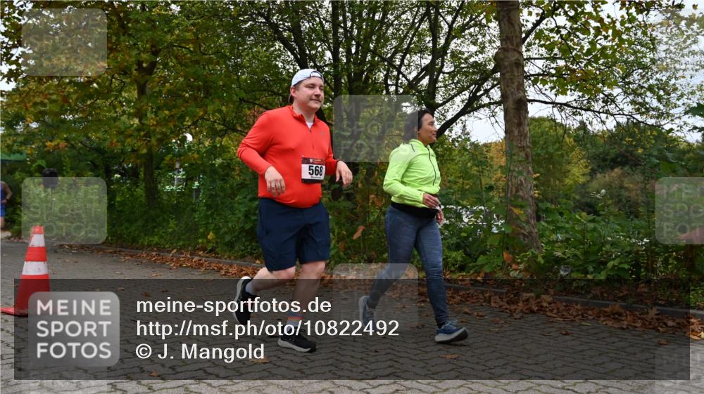 11.10.2026 - Bramfelder Halbmarathon 2026 J. Mangold http://msf.ph/oto/10822492 11.10.2026 10:17:39 Laufen 496, 568, 820 meine-sportfotos.de