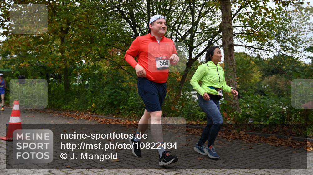 11.10.2026 - Bramfelder Halbmarathon 2026 J. Mangold http://msf.ph/oto/10822494 11.10.2026 10:17:39 Laufen 496, 568, 820 meine-sportfotos.de