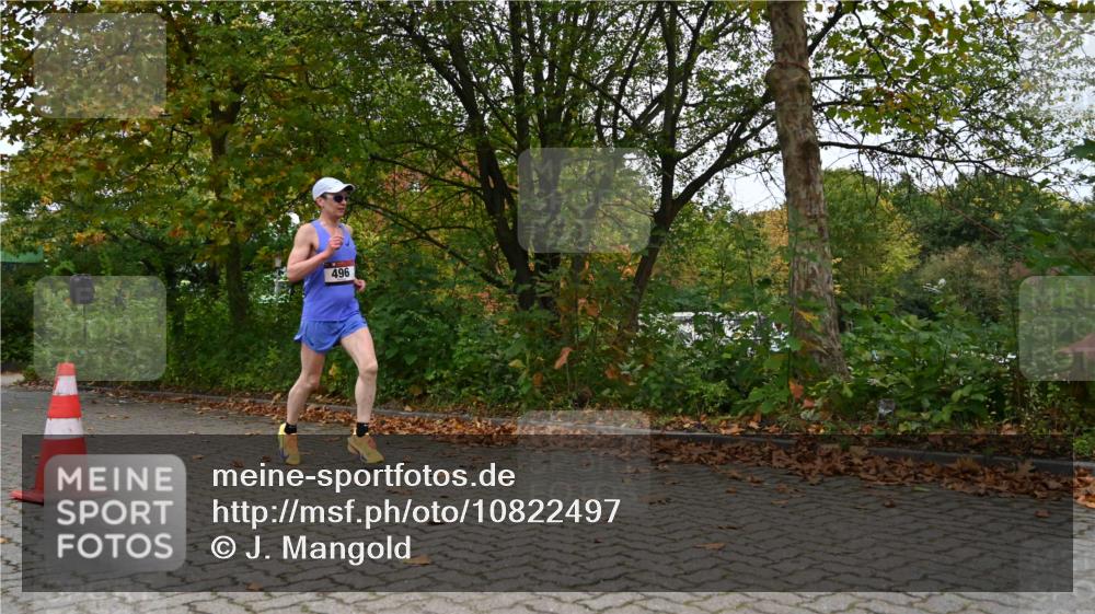 11.10.2026 - Bramfelder Halbmarathon 2026 J. Mangold http://msf.ph/oto/10822497 11.10.2026 10:17:42 Laufen 496, 568, 820 meine-sportfotos.de