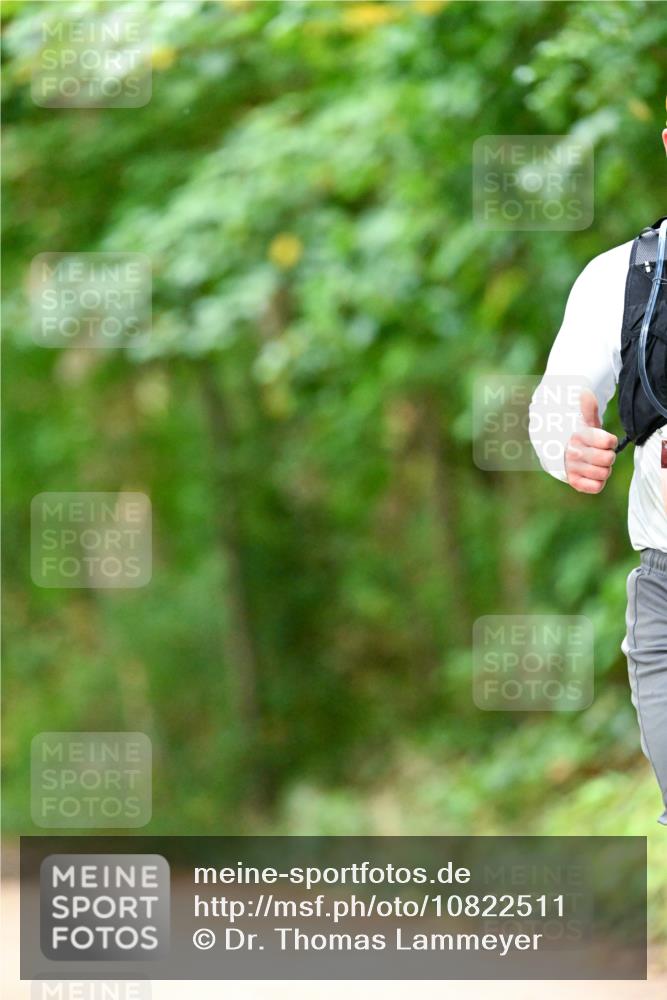 11.10.2026 - Bramfelder Halbmarathon 2026 Dr. Thomas Lammeyer http://msf.ph/oto/10822511 11.10.2026 10:35:03 Laufen  meine-sportfotos.de