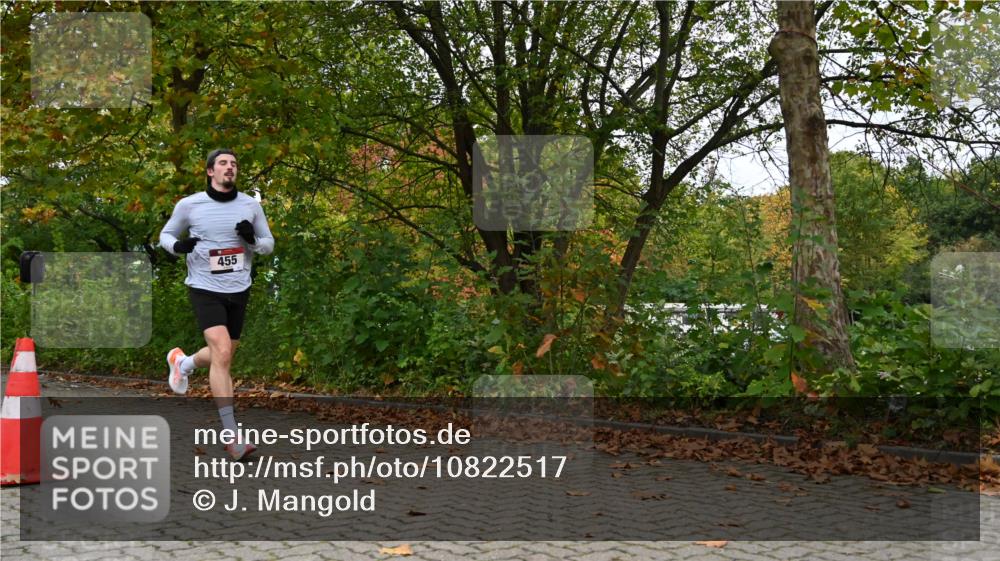 11.10.2026 - Bramfelder Halbmarathon 2026 J. Mangold http://msf.ph/oto/10822517 11.10.2026 10:18:19 Laufen 455 meine-sportfotos.de