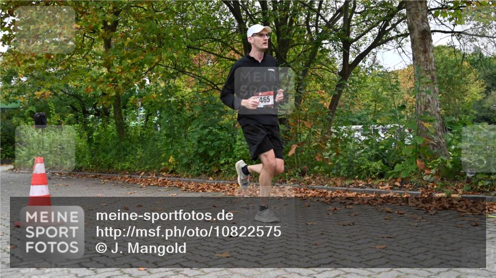 11.10.2026 - Bramfelder Halbmarathon 2026 J. Mangold http://msf.ph/oto/10822575 11.10.2026 10:18:57 Laufen 330, 443, 465 meine-sportfotos.de