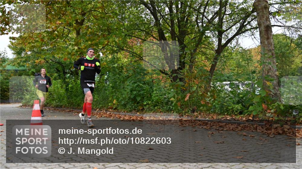 11.10.2026 - Bramfelder Halbmarathon 2026 J. Mangold http://msf.ph/oto/10822603 11.10.2026 10:19:28 Laufen 16, 139, 271, 336, 635 meine-sportfotos.de