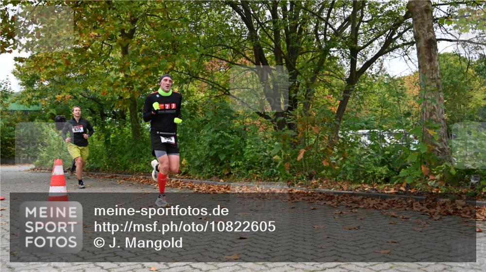 11.10.2026 - Bramfelder Halbmarathon 2026 J. Mangold http://msf.ph/oto/10822605 11.10.2026 10:19:28 Laufen 16, 139, 271, 336, 635 meine-sportfotos.de