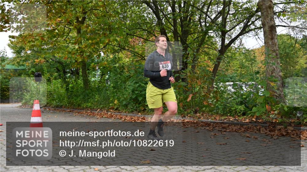 11.10.2026 - Bramfelder Halbmarathon 2026 J. Mangold http://msf.ph/oto/10822619 11.10.2026 10:19:30 Laufen 139, 336, 635 meine-sportfotos.de