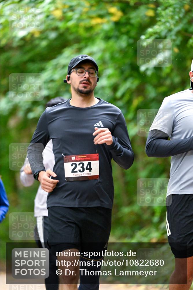 11.10.2026 - Bramfelder Halbmarathon 2026 Dr. Thomas Lammeyer http://msf.ph/oto/10822680 11.10.2026 10:35:53 Laufen 36, 234 meine-sportfotos.de