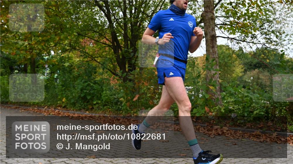 11.10.2026 - Bramfelder Halbmarathon 2026 J. Mangold http://msf.ph/oto/10822681 11.10.2026 10:20:53 Laufen 201, 262, 349 meine-sportfotos.de