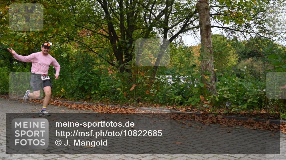 11.10.2026 - Bramfelder Halbmarathon 2026 J. Mangold http://msf.ph/oto/10822685 11.10.2026 10:20:56 Laufen 201, 262, 349 meine-sportfotos.de