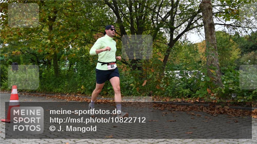11.10.2026 - Bramfelder Halbmarathon 2026 J. Mangold http://msf.ph/oto/10822712 11.10.2026 10:21:24 Laufen 88 meine-sportfotos.de