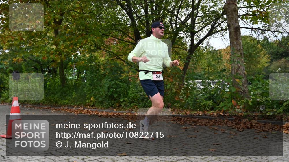 11.10.2026 - Bramfelder Halbmarathon 2026 J. Mangold http://msf.ph/oto/10822715 11.10.2026 10:21:24 Laufen 88 meine-sportfotos.de