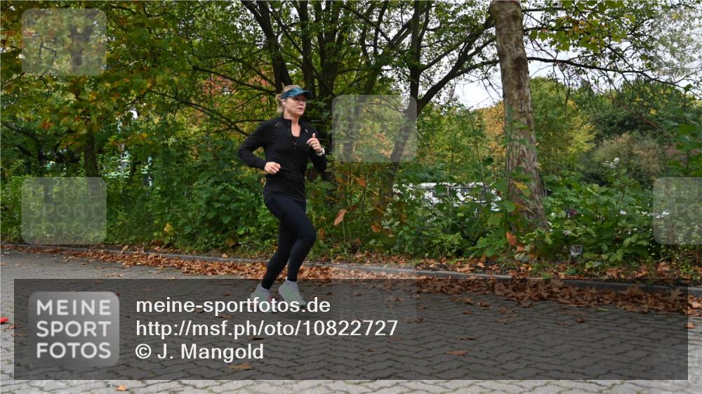 11.10.2026 - Bramfelder Halbmarathon 2026 J. Mangold http://msf.ph/oto/10822727 11.10.2026 10:21:33 Laufen 781 meine-sportfotos.de