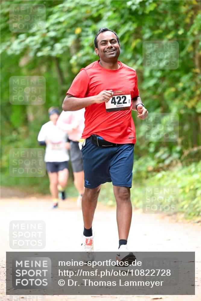 11.10.2026 - Bramfelder Halbmarathon 2026 Dr. Thomas Lammeyer http://msf.ph/oto/10822728 11.10.2026 10:35:59 Laufen 35, 422 meine-sportfotos.de