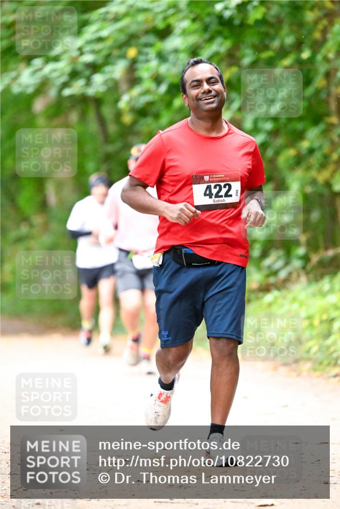 11.10.2026 - Bramfelder Halbmarathon 2026 Dr. Thomas Lammeyer http://msf.ph/oto/10822730 11.10.2026 10:36:00 Laufen 422 meine-sportfotos.de