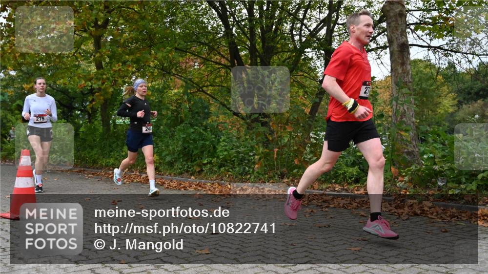 11.10.2026 - Bramfelder Halbmarathon 2026 J. Mangold http://msf.ph/oto/10822741 11.10.2026 10:22:08 Laufen 240, 272, 275, 730, 816 meine-sportfotos.de