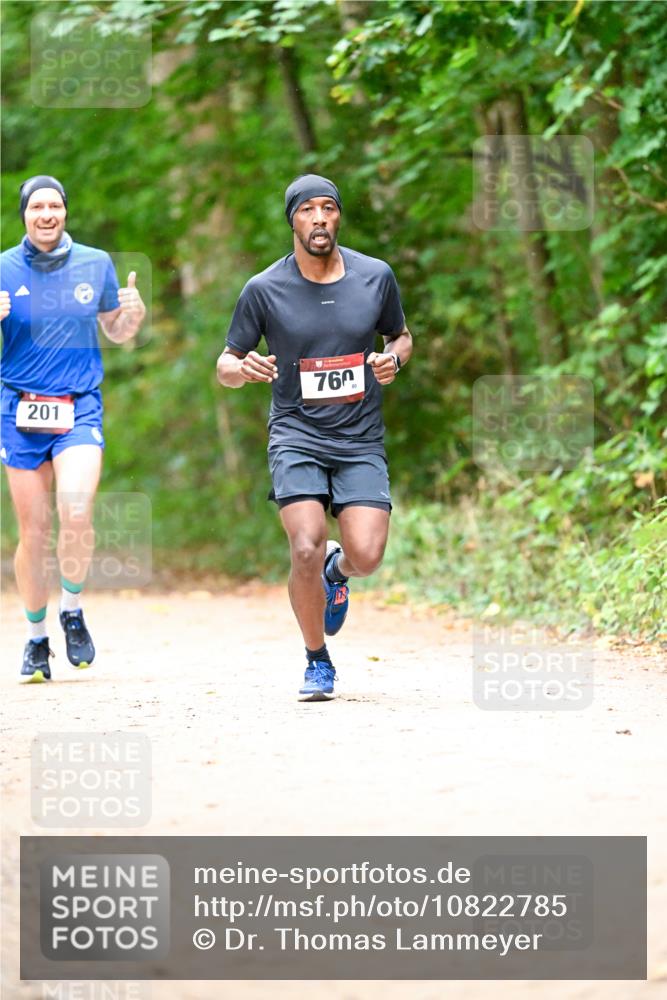 11.10.2026 - Bramfelder Halbmarathon 2026 Dr. Thomas Lammeyer http://msf.ph/oto/10822785 11.10.2026 10:36:11 Laufen 760, 201 meine-sportfotos.de