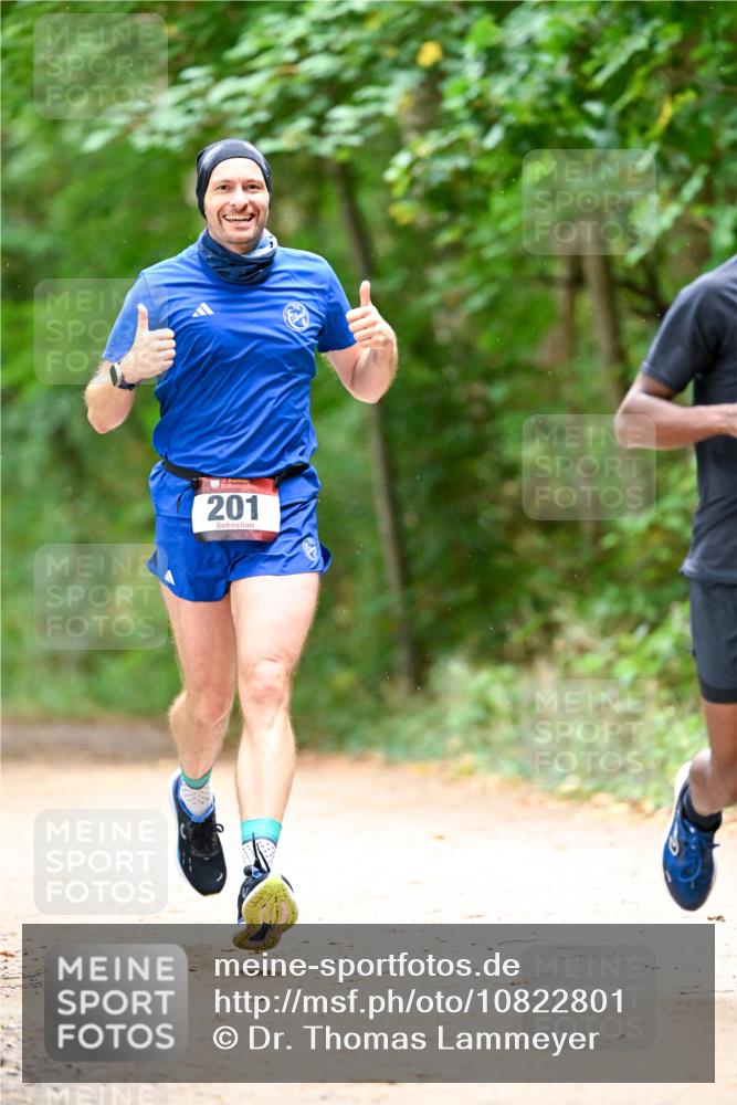 11.10.2026 - Bramfelder Halbmarathon 2026 Dr. Thomas Lammeyer http://msf.ph/oto/10822801 11.10.2026 10:36:13 Laufen 201 meine-sportfotos.de