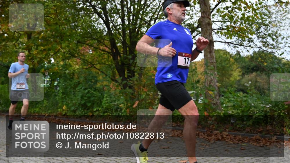 11.10.2026 - Bramfelder Halbmarathon 2026 J. Mangold http://msf.ph/oto/10822813 11.10.2026 10:22:23 Laufen 17, 77, 704, 814, 815 meine-sportfotos.de