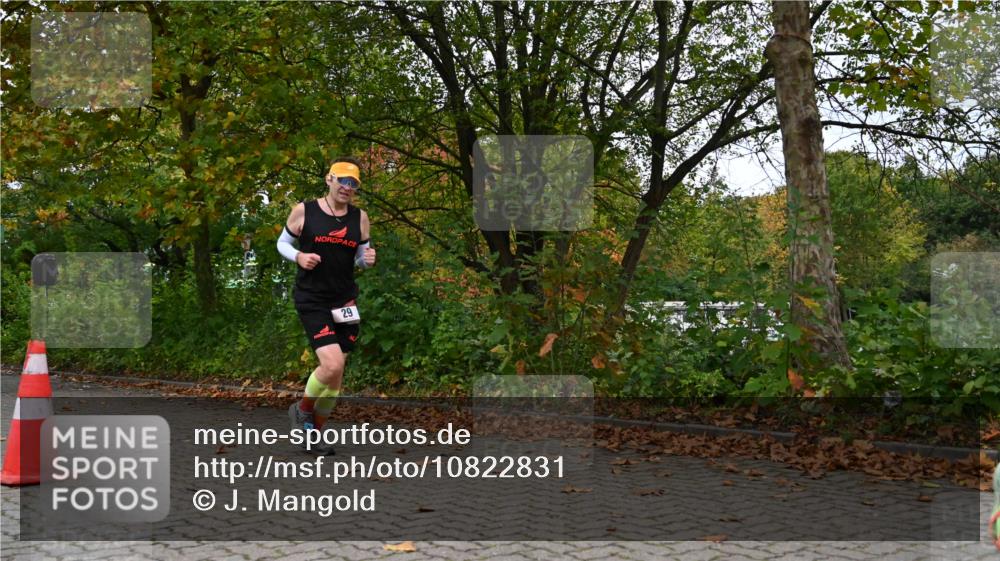 11.10.2026 - Bramfelder Halbmarathon 2026 J. Mangold http://msf.ph/oto/10822831 11.10.2026 10:22:34 Laufen 29, 155, 454, 576 meine-sportfotos.de
