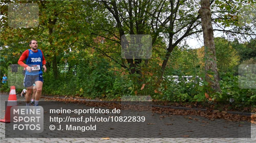 11.10.2026 - Bramfelder Halbmarathon 2026 J. Mangold http://msf.ph/oto/10822839 11.10.2026 10:22:36 Laufen 29, 155, 454, 576 meine-sportfotos.de