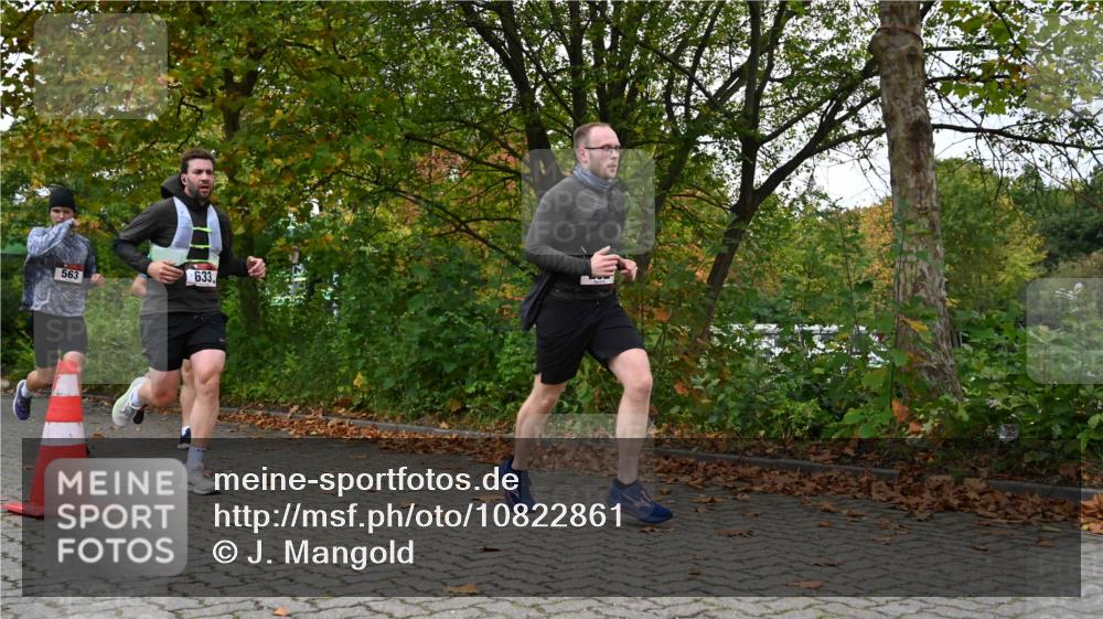 11.10.2026 - Bramfelder Halbmarathon 2026 J. Mangold http://msf.ph/oto/10822861 11.10.2026 10:22:42 Laufen 155, 292, 562, 563, 576, 633 meine-sportfotos.de