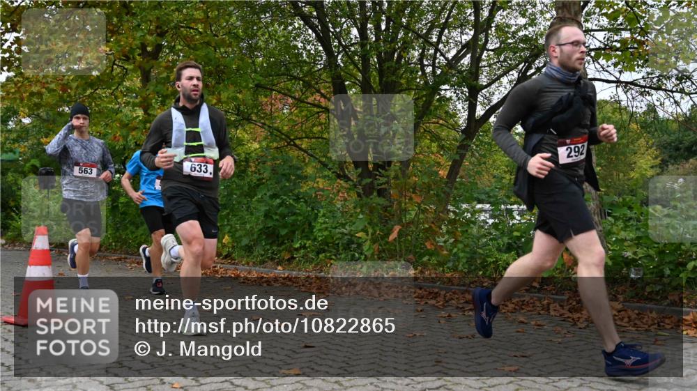 11.10.2026 - Bramfelder Halbmarathon 2026 J. Mangold http://msf.ph/oto/10822865 11.10.2026 10:22:42 Laufen 155, 292, 562, 563, 576, 633 meine-sportfotos.de