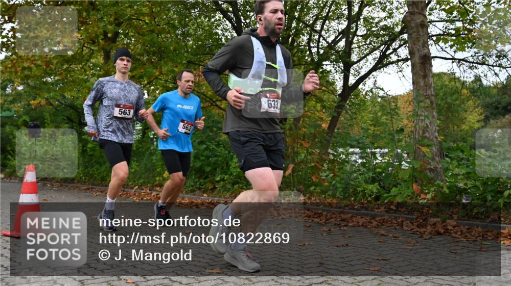 11.10.2026 - Bramfelder Halbmarathon 2026 J. Mangold http://msf.ph/oto/10822869 11.10.2026 10:22:43 Laufen 155, 292, 562, 563, 576, 633 meine-sportfotos.de