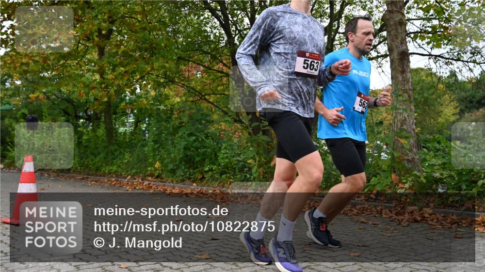 11.10.2026 - Bramfelder Halbmarathon 2026 J. Mangold http://msf.ph/oto/10822875 11.10.2026 10:22:44 Laufen 292, 562, 563, 576, 633 meine-sportfotos.de