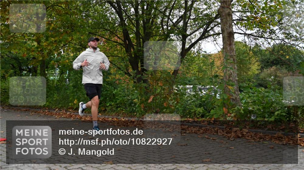 11.10.2026 - Bramfelder Halbmarathon 2026 J. Mangold http://msf.ph/oto/10822927 11.10.2026 10:23:29 Laufen 9, 221, 792 meine-sportfotos.de