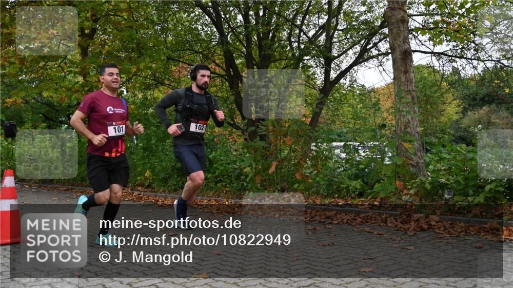 11.10.2026 - Bramfelder Halbmarathon 2026 J. Mangold http://msf.ph/oto/10822949 11.10.2026 10:23:45 Laufen 101, 102, 589 meine-sportfotos.de