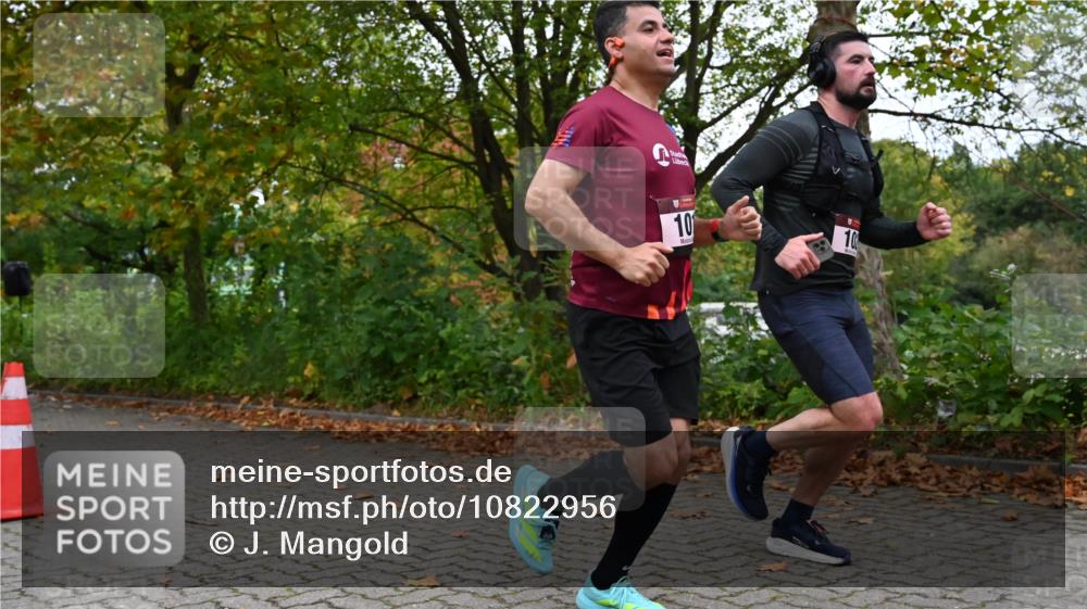 11.10.2026 - Bramfelder Halbmarathon 2026 J. Mangold http://msf.ph/oto/10822956 11.10.2026 10:23:46 Laufen 101, 102, 589 meine-sportfotos.de