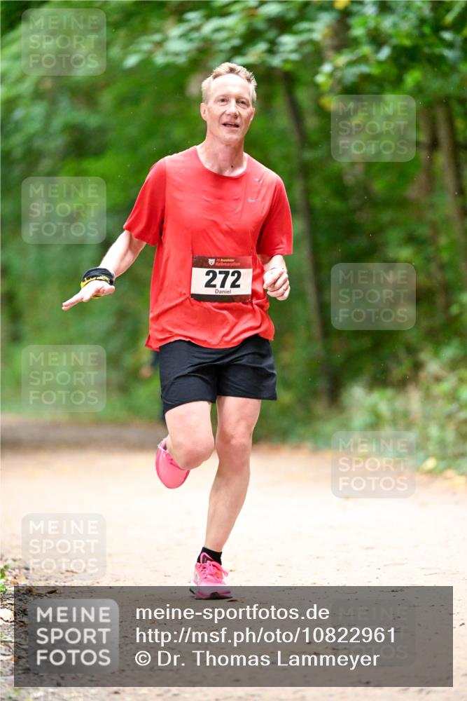 11.10.2026 - Bramfelder Halbmarathon 2026 Dr. Thomas Lammeyer http://msf.ph/oto/10822961 11.10.2026 10:36:36 Laufen 35, 272 meine-sportfotos.de