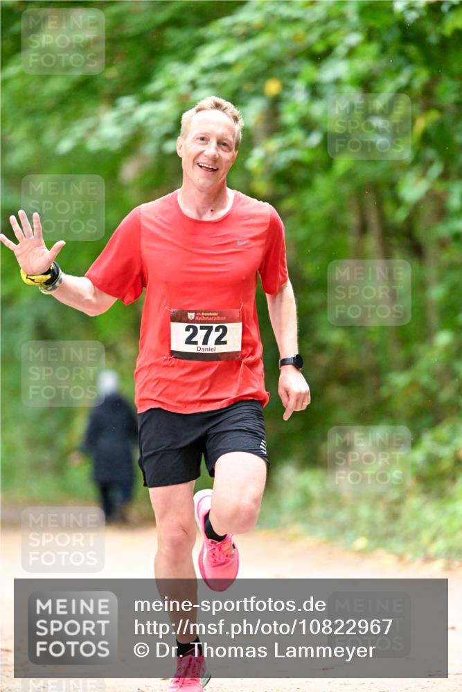 11.10.2026 - Bramfelder Halbmarathon 2026 Dr. Thomas Lammeyer http://msf.ph/oto/10822967 11.10.2026 10:36:36 Laufen 35, 272 meine-sportfotos.de
