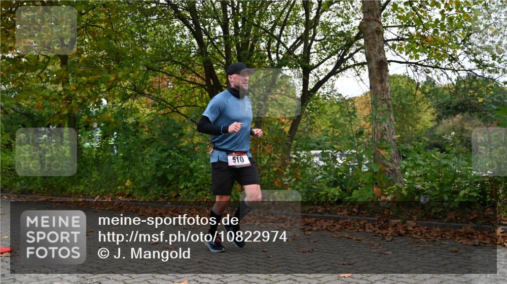 11.10.2026 - Bramfelder Halbmarathon 2026 J. Mangold http://msf.ph/oto/10822974 11.10.2026 10:23:54 Laufen 43, 231, 510 meine-sportfotos.de