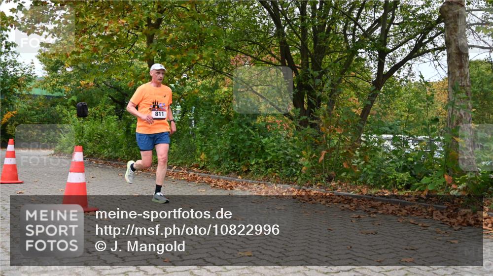 11.10.2026 - Bramfelder Halbmarathon 2026 J. Mangold http://msf.ph/oto/10822996 11.10.2026 10:25:31 Laufen 345, 811 meine-sportfotos.de