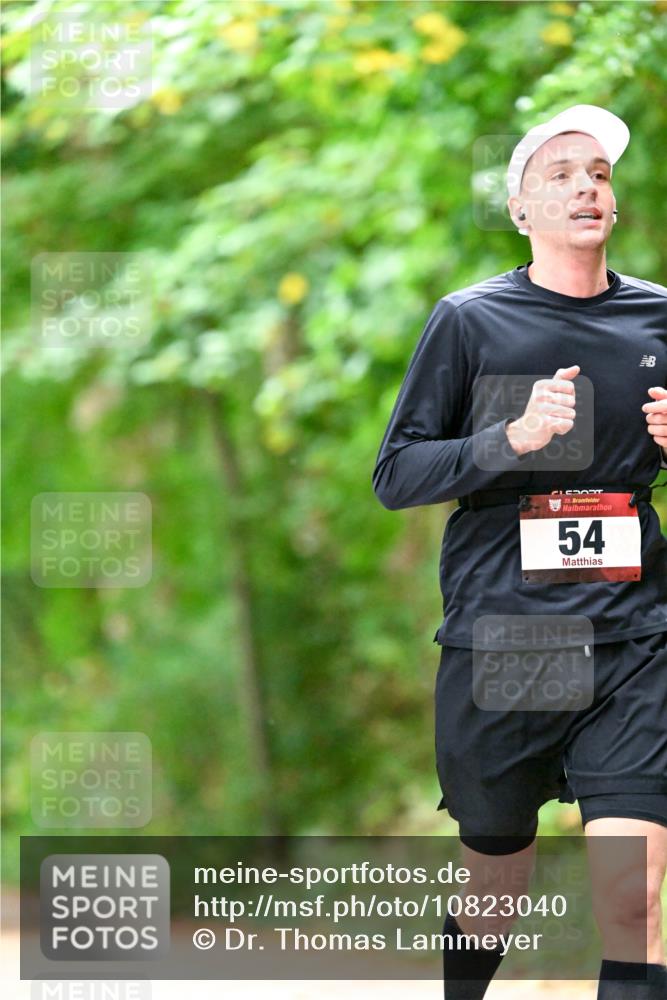 11.10.2026 - Bramfelder Halbmarathon 2026 Dr. Thomas Lammeyer http://msf.ph/oto/10823040 11.10.2026 10:36:54 Laufen 35, 54 meine-sportfotos.de