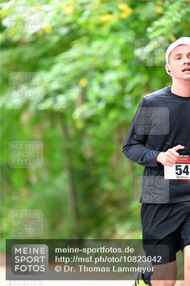 11.10.2026 - Bramfelder Halbmarathon 2026 Dr. Thomas Lammeyer http://msf.ph/oto/10823042 11.10.2026 10:36:54 Laufen 54 meine-sportfotos.de