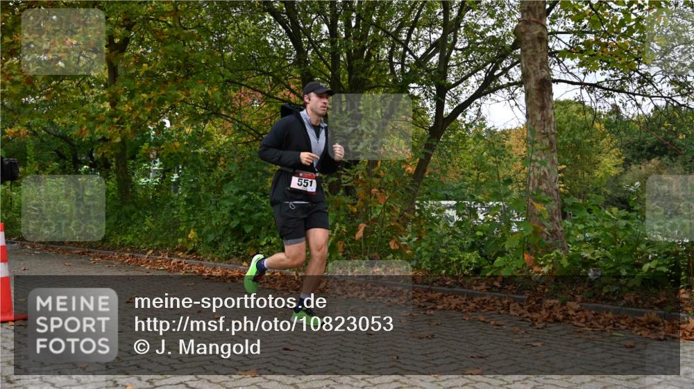 11.10.2026 - Bramfelder Halbmarathon 2026 J. Mangold http://msf.ph/oto/10823053 11.10.2026 10:27:10 Laufen 530, 551, 641, 702 meine-sportfotos.de
