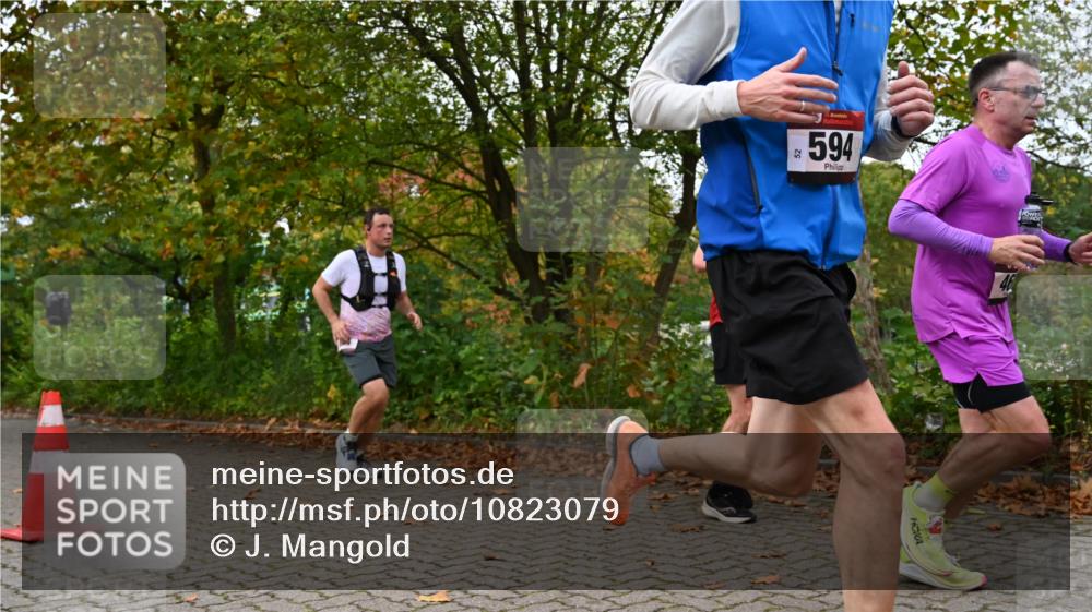 11.10.2026 - Bramfelder Halbmarathon 2026 J. Mangold http://msf.ph/oto/10823079 11.10.2026 10:27:18 Laufen 348, 460, 530, 594, 641, 804 meine-sportfotos.de
