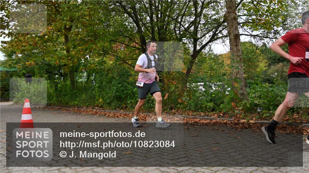 11.10.2026 - Bramfelder Halbmarathon 2026 J. Mangold http://msf.ph/oto/10823084 11.10.2026 10:27:19 Laufen 348, 460, 594, 641, 804 meine-sportfotos.de