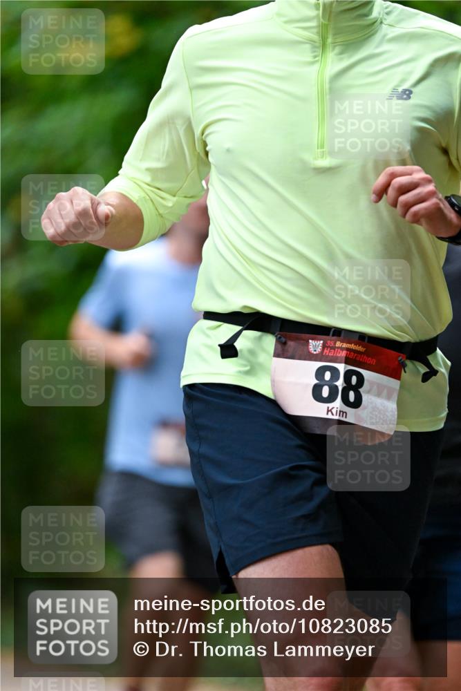 11.10.2026 - Bramfelder Halbmarathon 2026 Dr. Thomas Lammeyer http://msf.ph/oto/10823085 11.10.2026 10:37:08 Laufen 35, 88 meine-sportfotos.de