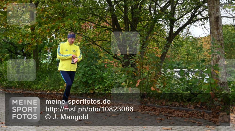 11.10.2026 - Bramfelder Halbmarathon 2026 J. Mangold http://msf.ph/oto/10823086 11.10.2026 10:27:28 Laufen 434 meine-sportfotos.de