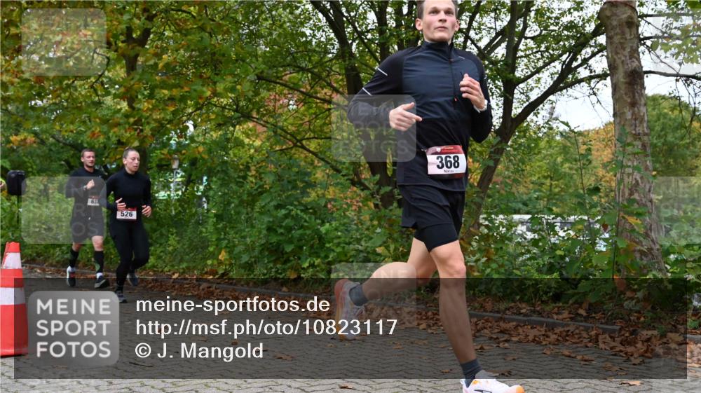 11.10.2026 - Bramfelder Halbmarathon 2026 J. Mangold http://msf.ph/oto/10823117 11.10.2026 10:27:57 Laufen 368, 521, 526, 637, 725, 735 meine-sportfotos.de