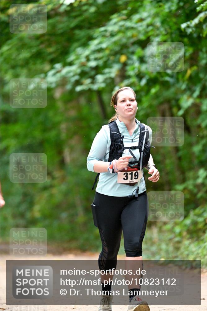 11.10.2026 - Bramfelder Halbmarathon 2026 Dr. Thomas Lammeyer http://msf.ph/oto/10823142 11.10.2026 10:37:29 Laufen 319 meine-sportfotos.de