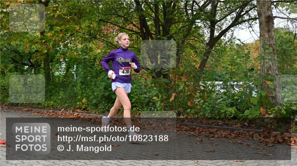 11.10.2026 - Bramfelder Halbmarathon 2026 J. Mangold http://msf.ph/oto/10823188 11.10.2026 10:28:48 Laufen 309, 478 meine-sportfotos.de