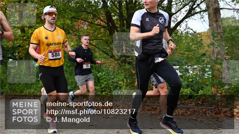 11.10.2026 - Bramfelder Halbmarathon 2026 J. Mangold http://msf.ph/oto/10823217 11.10.2026 10:30:04 Laufen 3, 25, 75, 80, 376, 580, 636, 734, 793 meine-sportfotos.de